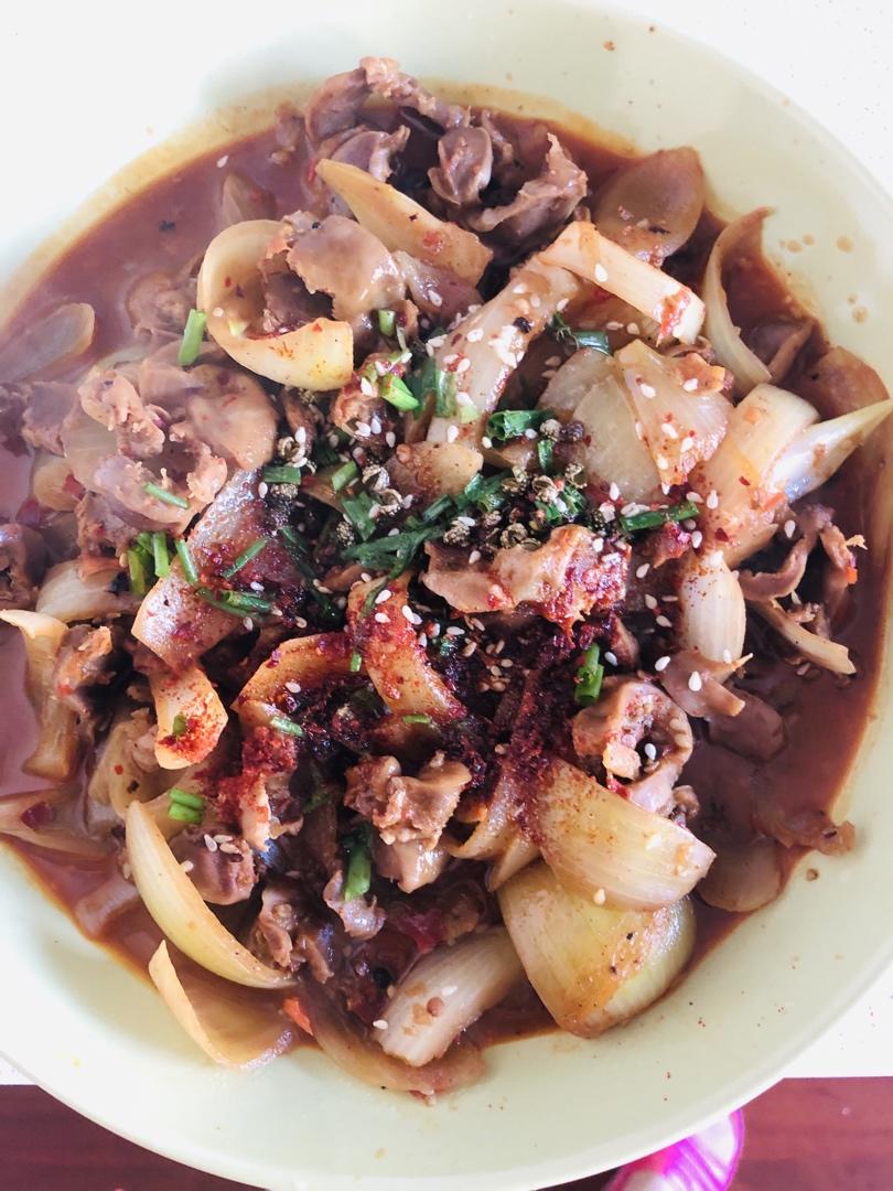 剁椒辣炒鸡胗