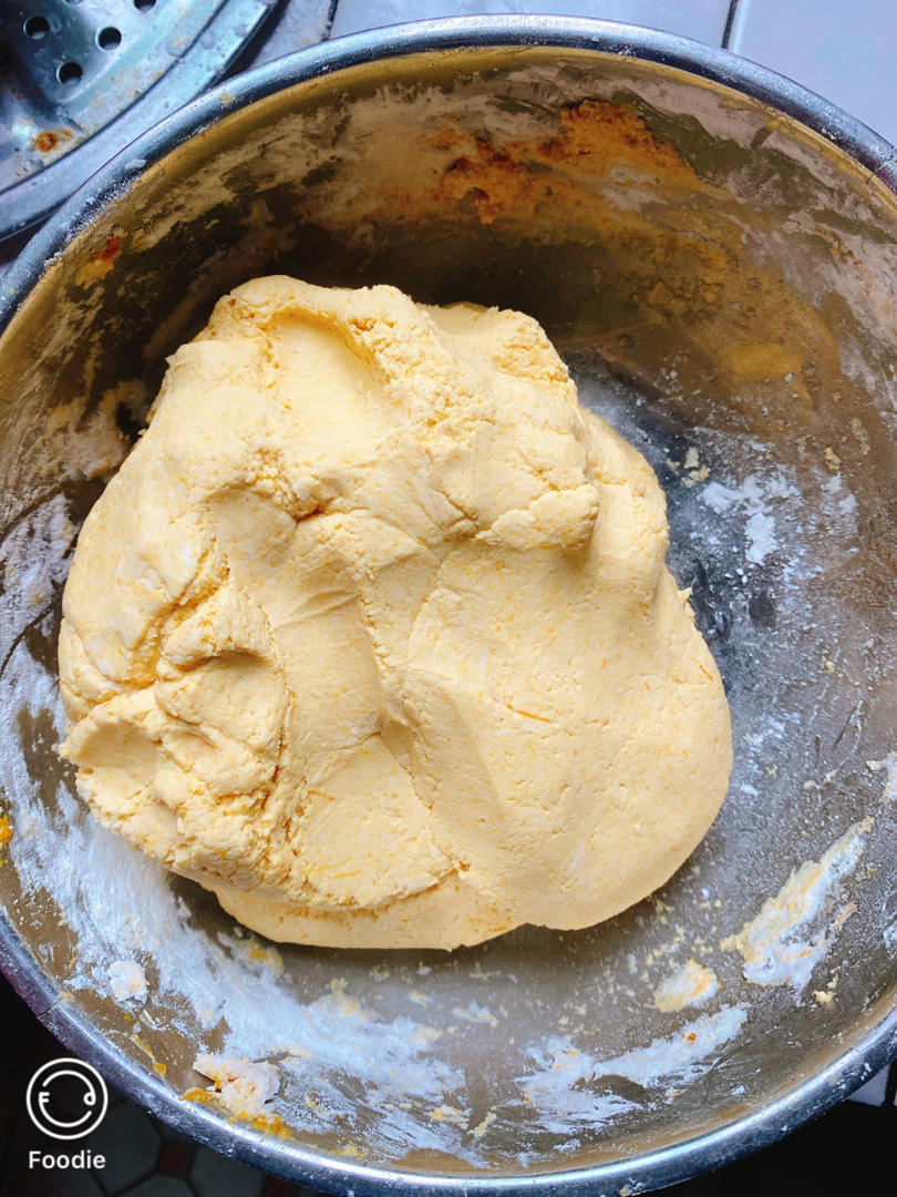 消耗南瓜神仙吃法——南瓜饼做成空心才好吃！