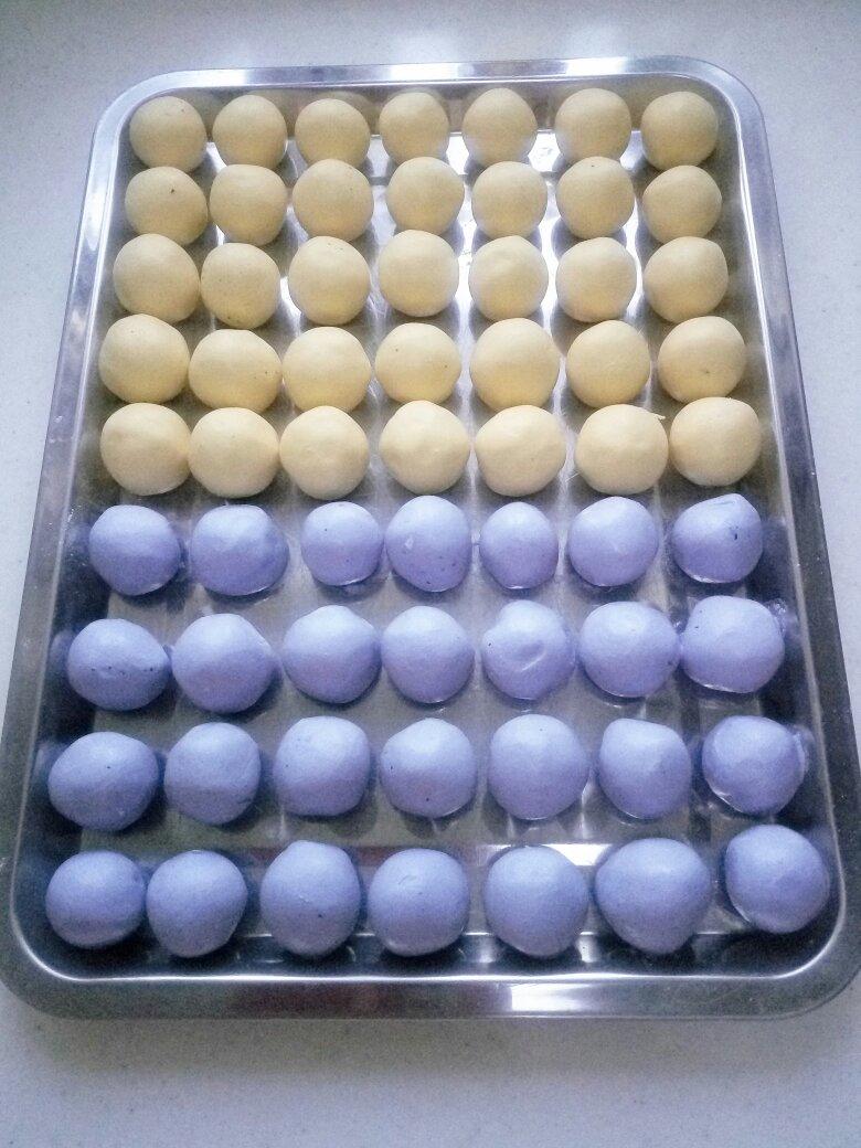 指尖上的温柔1944_w2pc做的彩色小汤圆