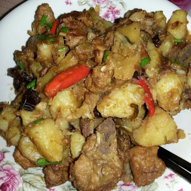 红烧排骨土豆