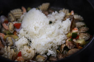 泰式咖喱海鲜炒饭的做法 步骤4