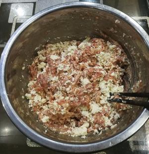 莲藕马蹄豆腐猪肉丸的做法 步骤1