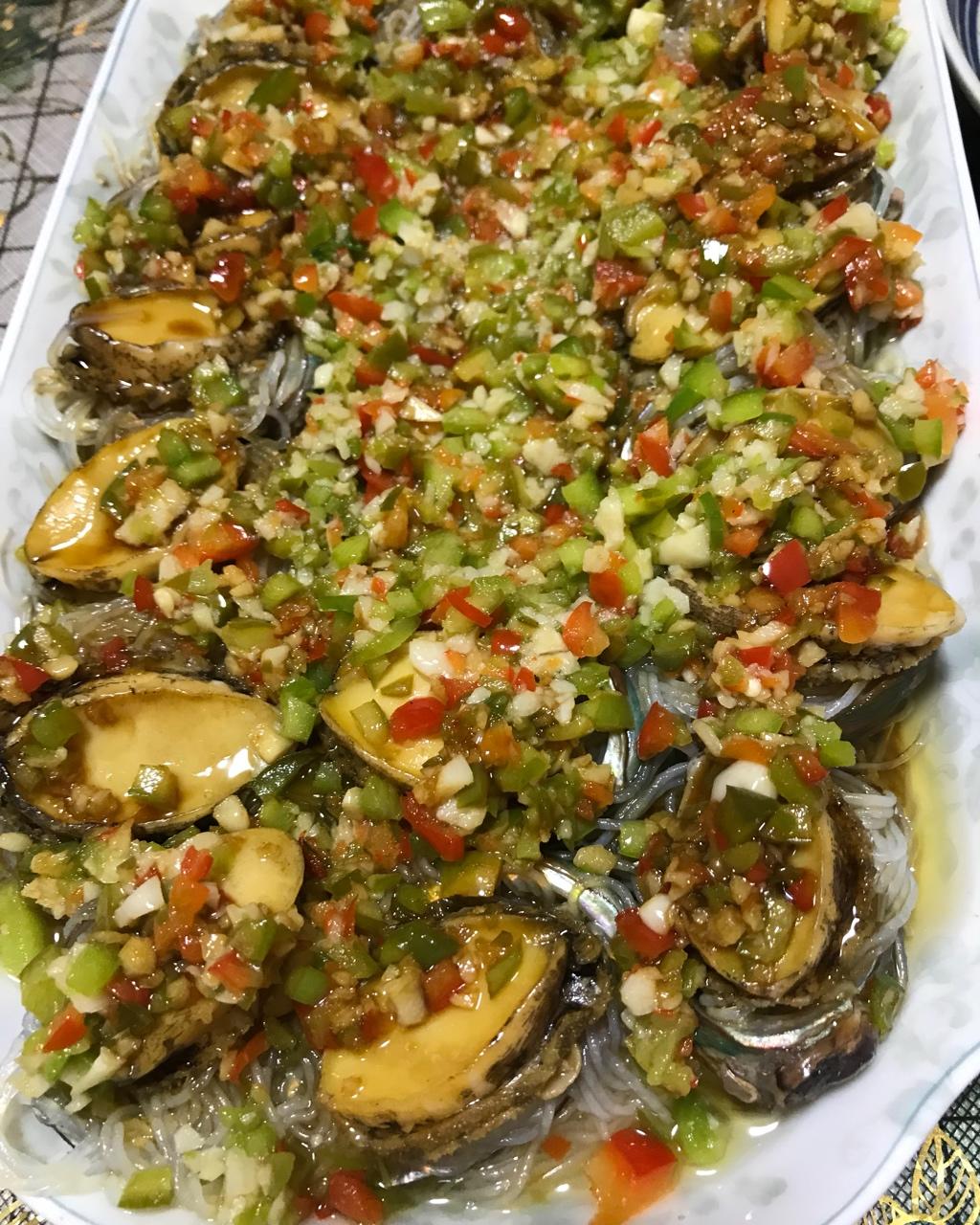 蒜蓉粉丝鲍鱼