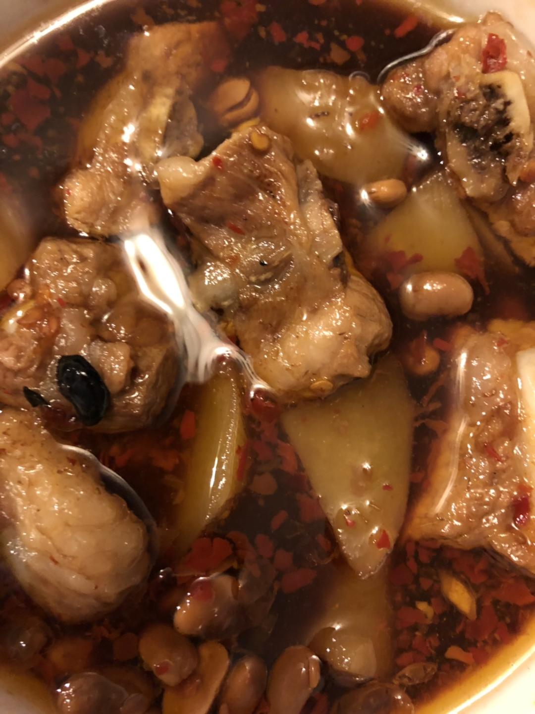 土豆蒸排骨的做法