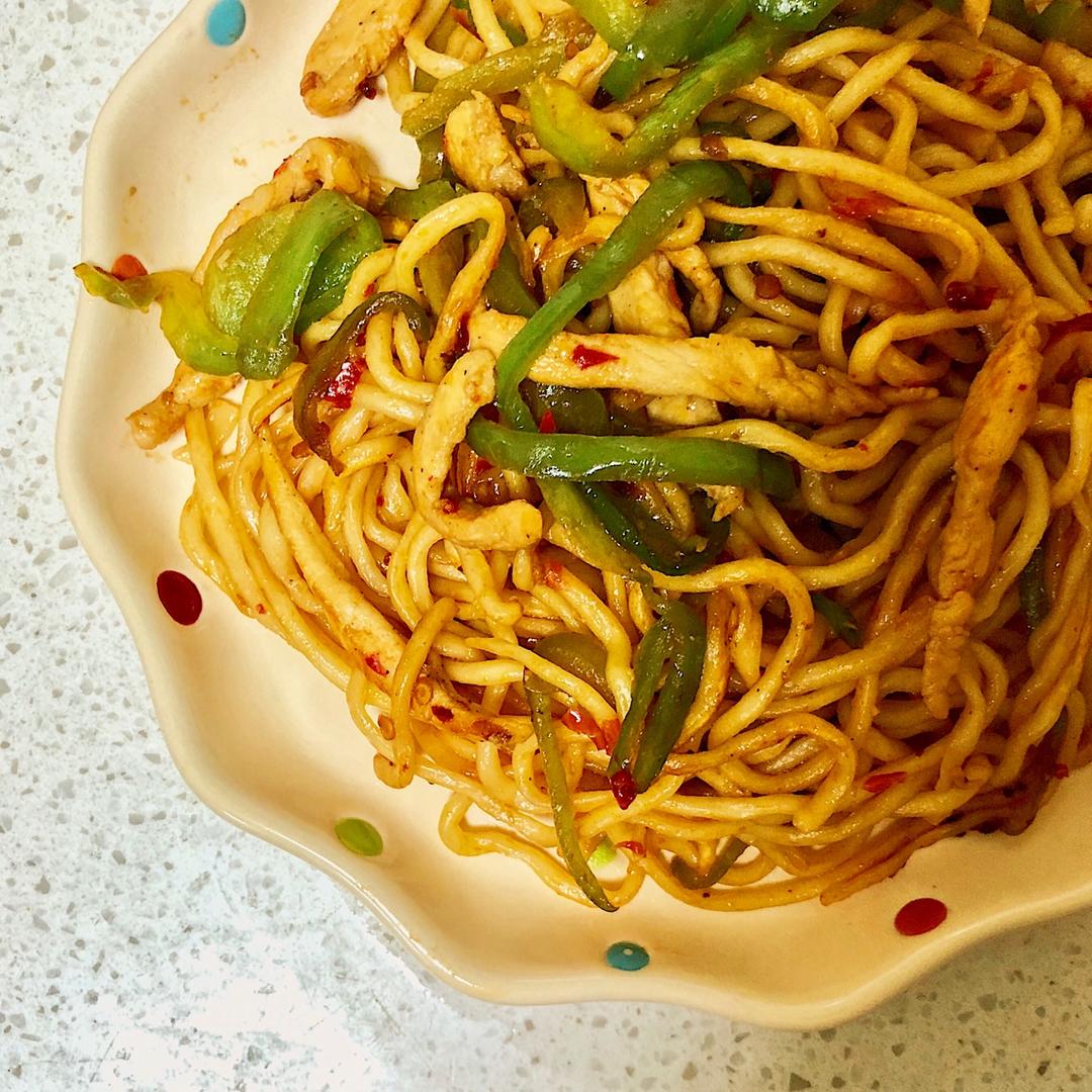 zhuozzi做的青椒肉丝炒面