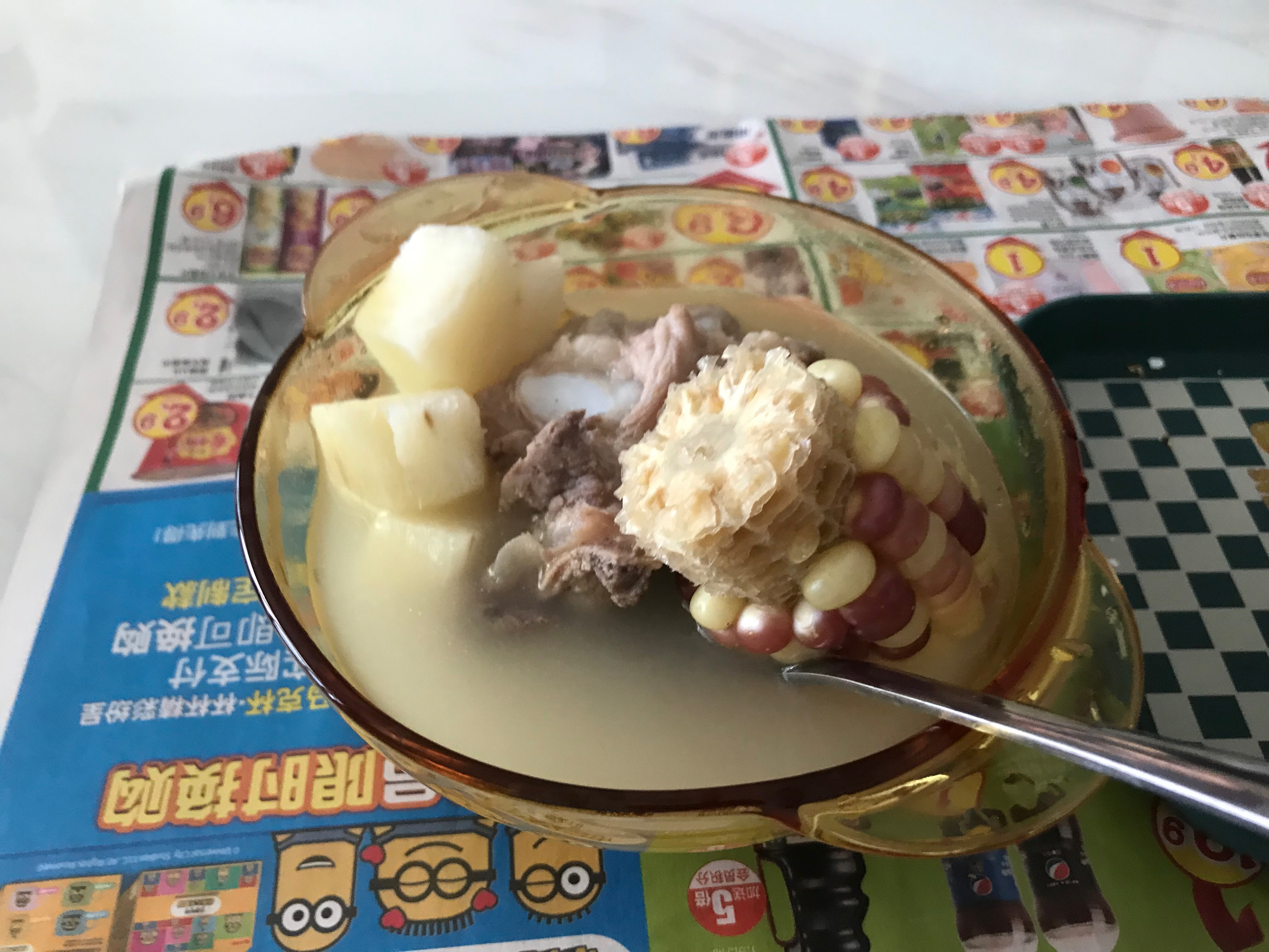 苹果玉米红萝卜淮山猪骨汤