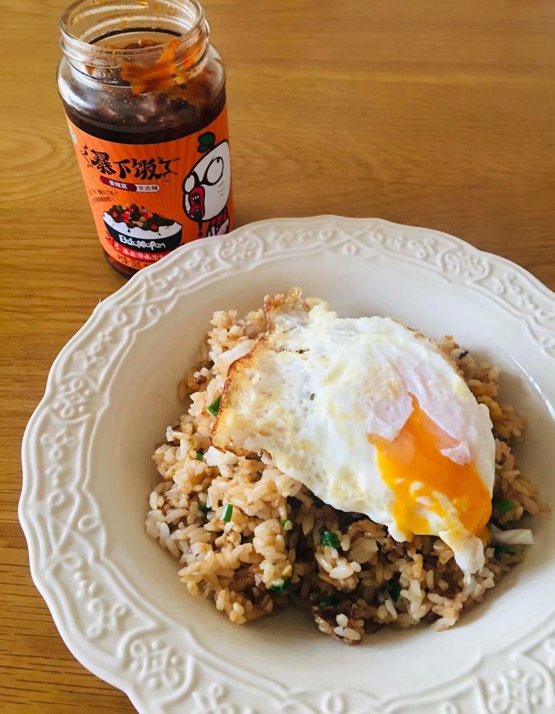 豪华版酱油炒饭