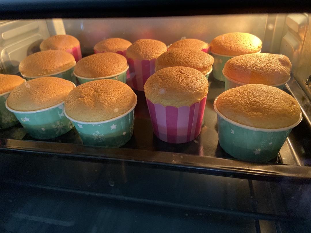 零失败~戚风纸杯小蛋糕🍰 ✨／8寸版戚风蛋糕