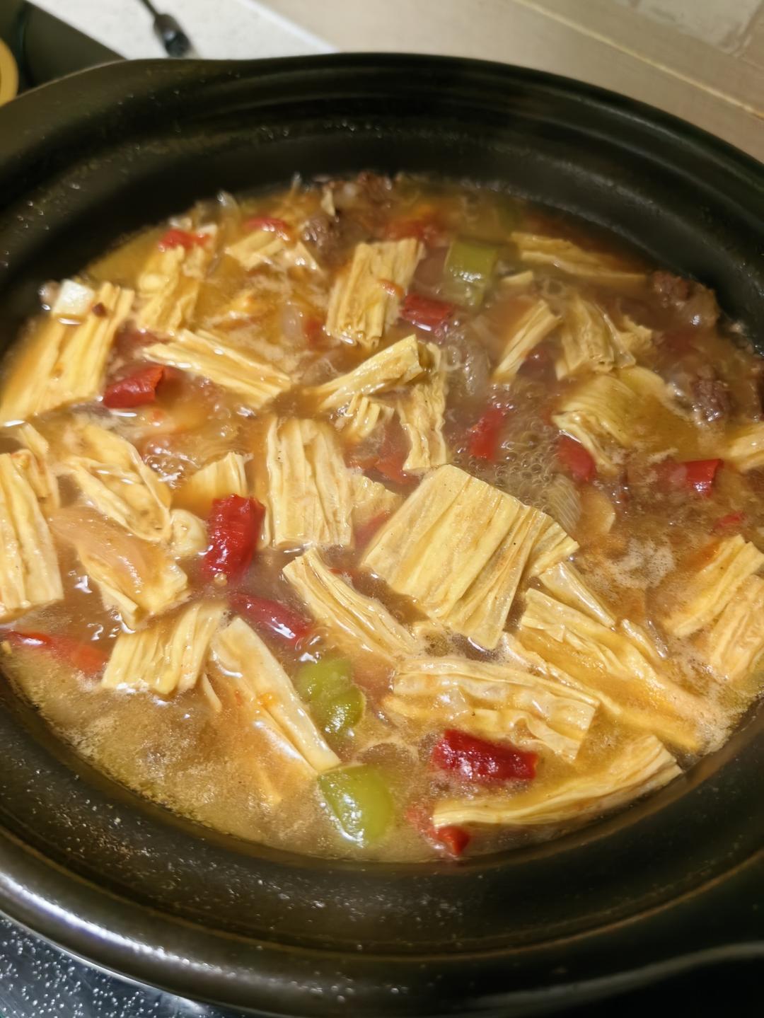 番茄牛肉煲