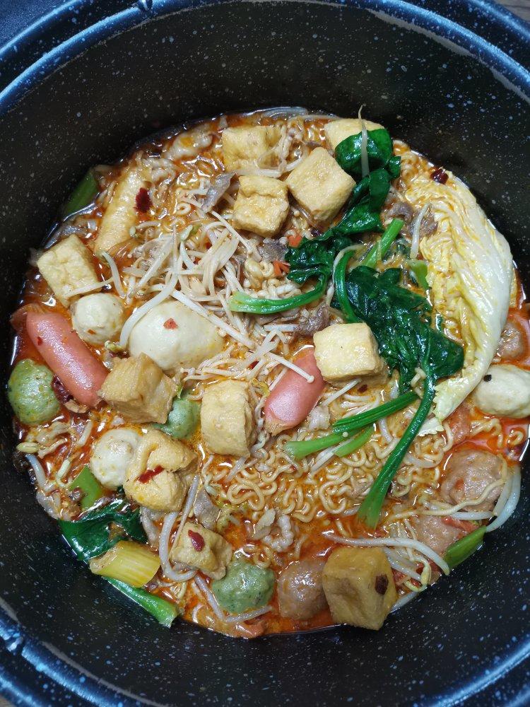 翰飞妈妈123做的秒杀杨国福张亮的家庭自制麻辣烫