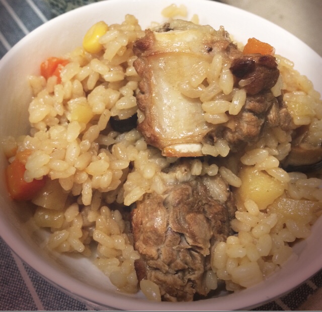排骨焖饭