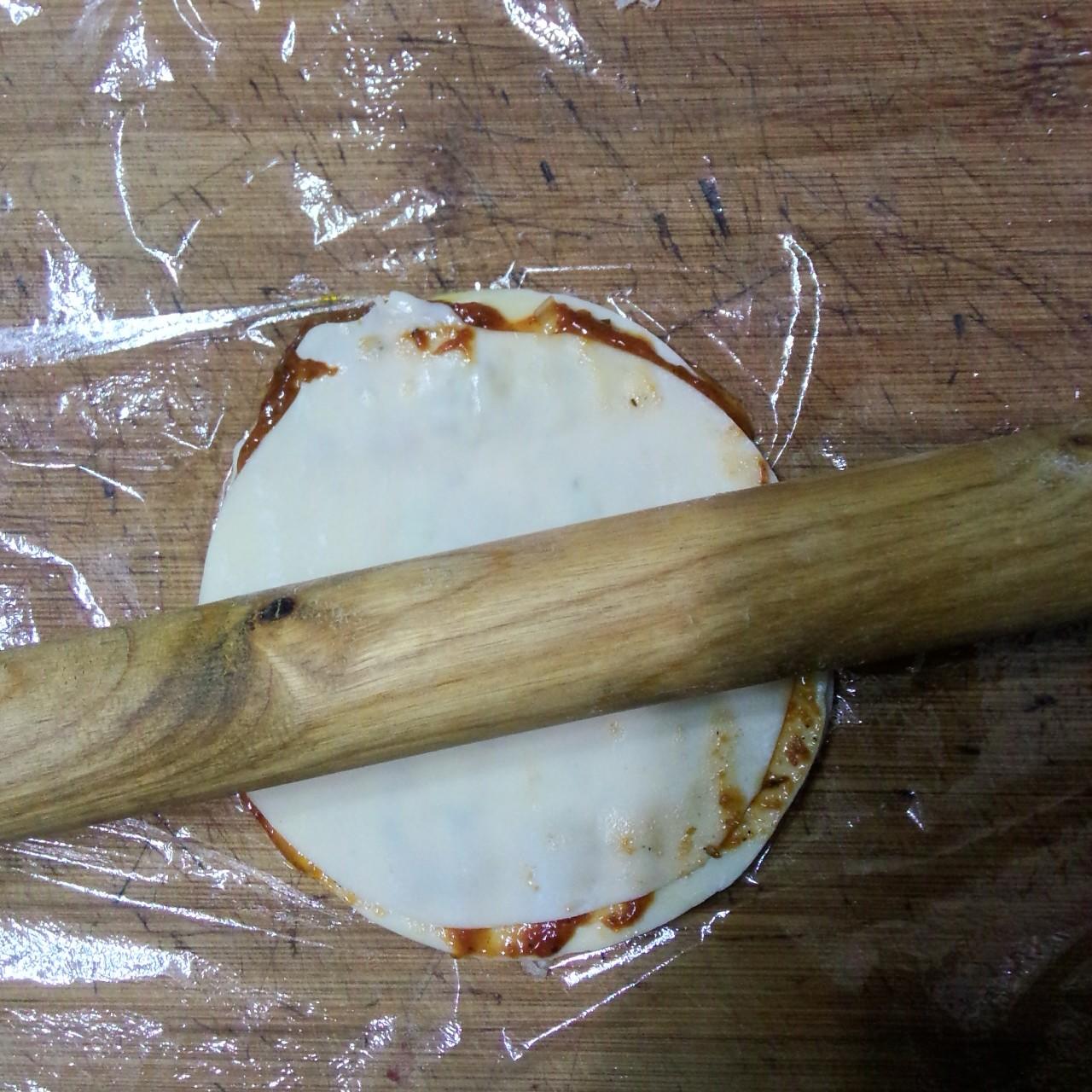 少油版葱油饼（饺子皮版）的做法 步骤6