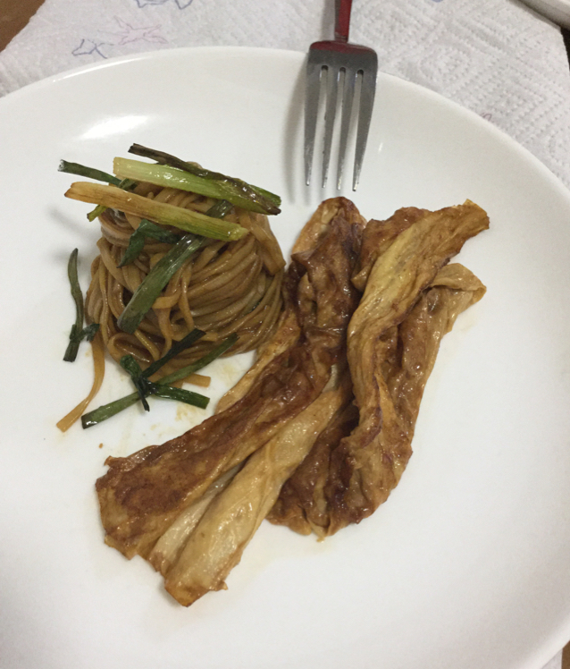 葱油拌面Spring Onion Noodles