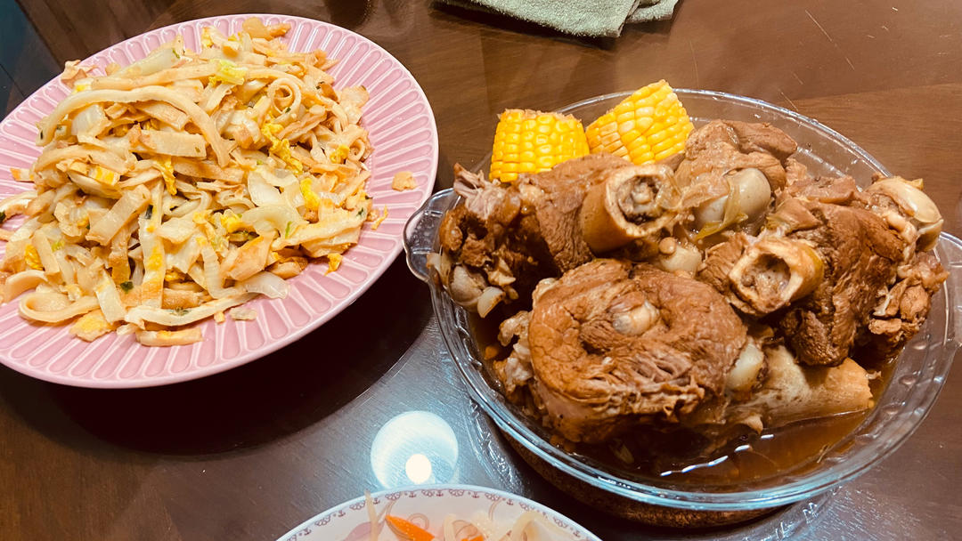 堂妈小厨——酱大棒骨