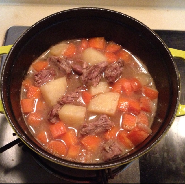 胡萝卜土豆炖牛腩