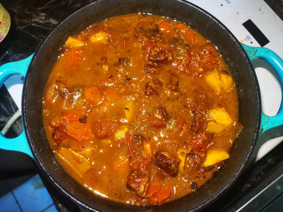 番茄土豆炖牛腩