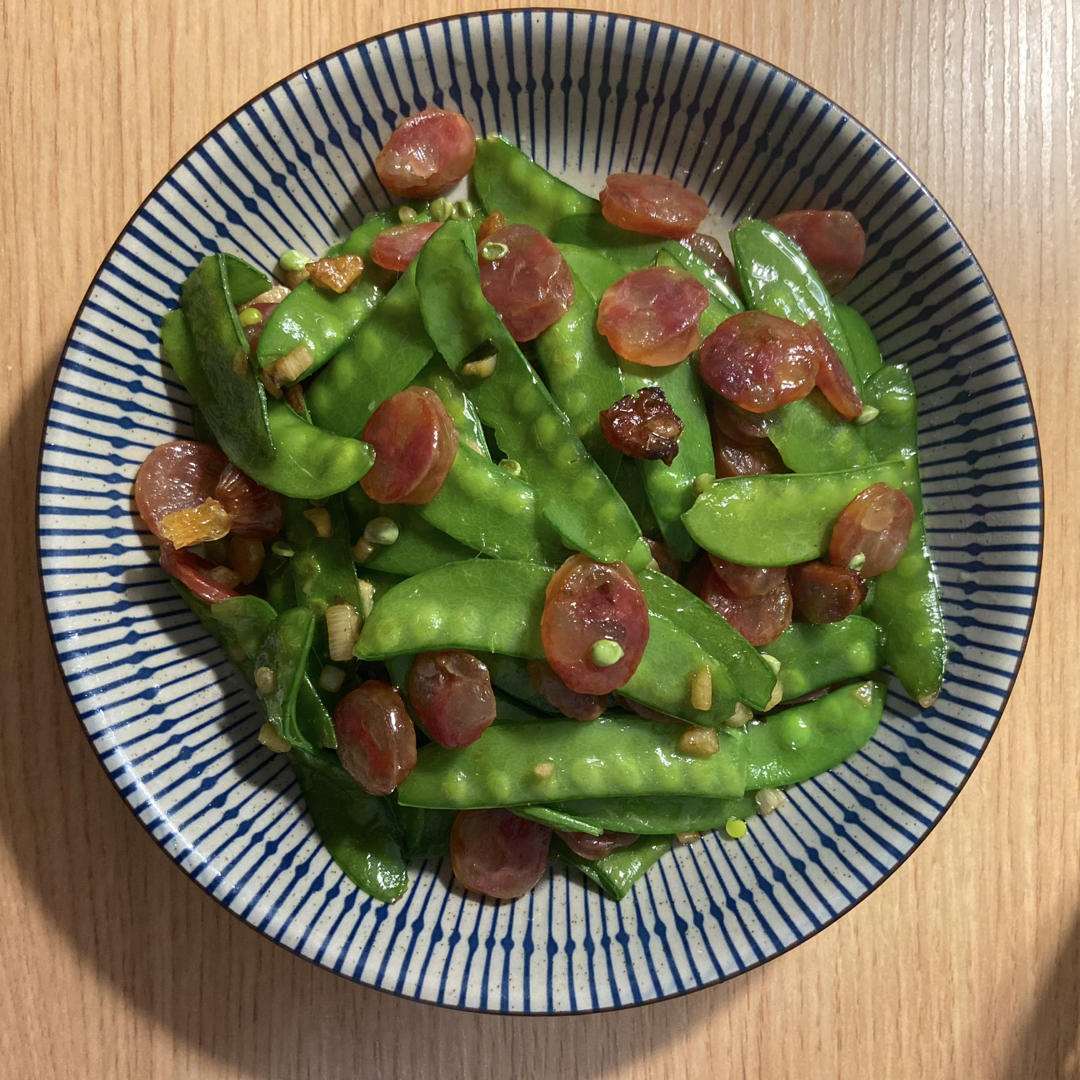 无比简单的荷兰豆炒腊肠，营养又好吃～！