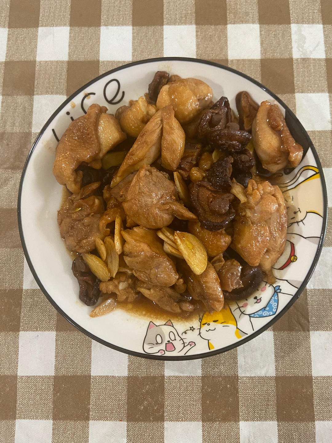 香菇鸡腿