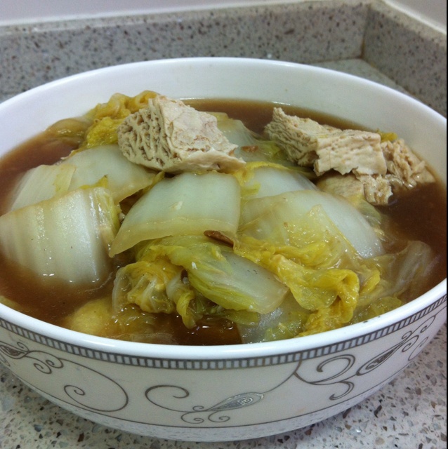 白菜炖冻豆腐
