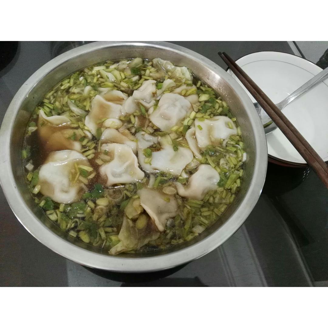 酸汤水饺