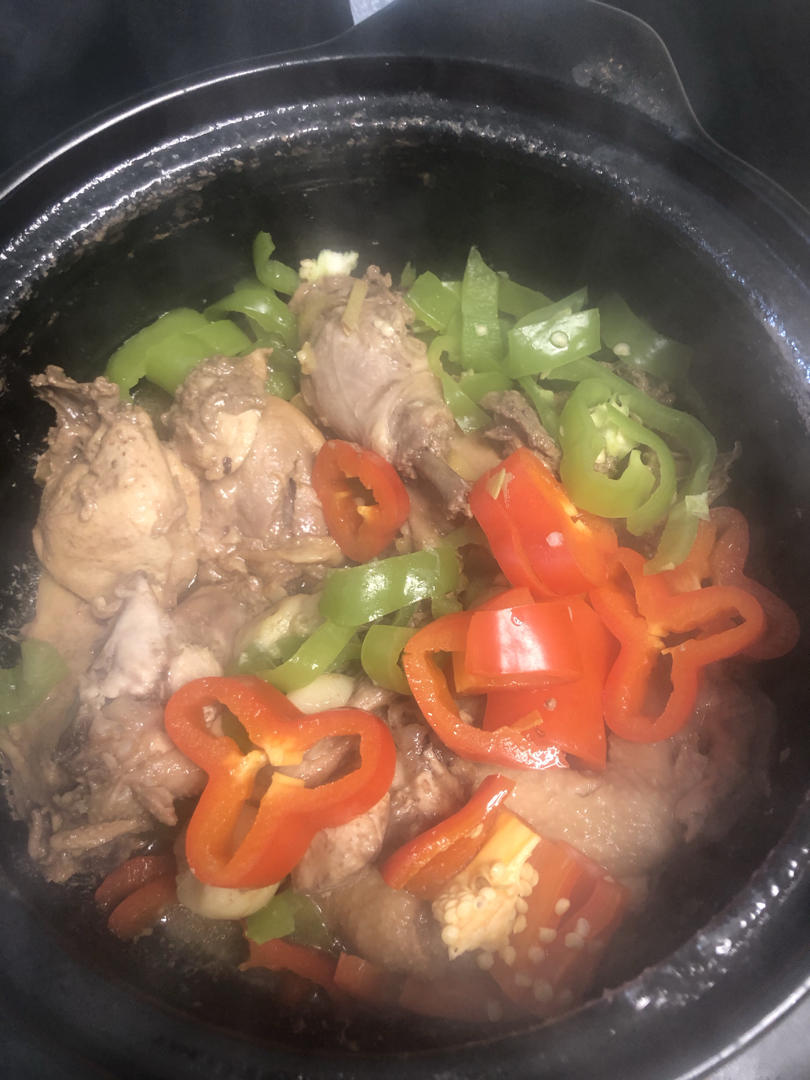 砂锅鸡煲
