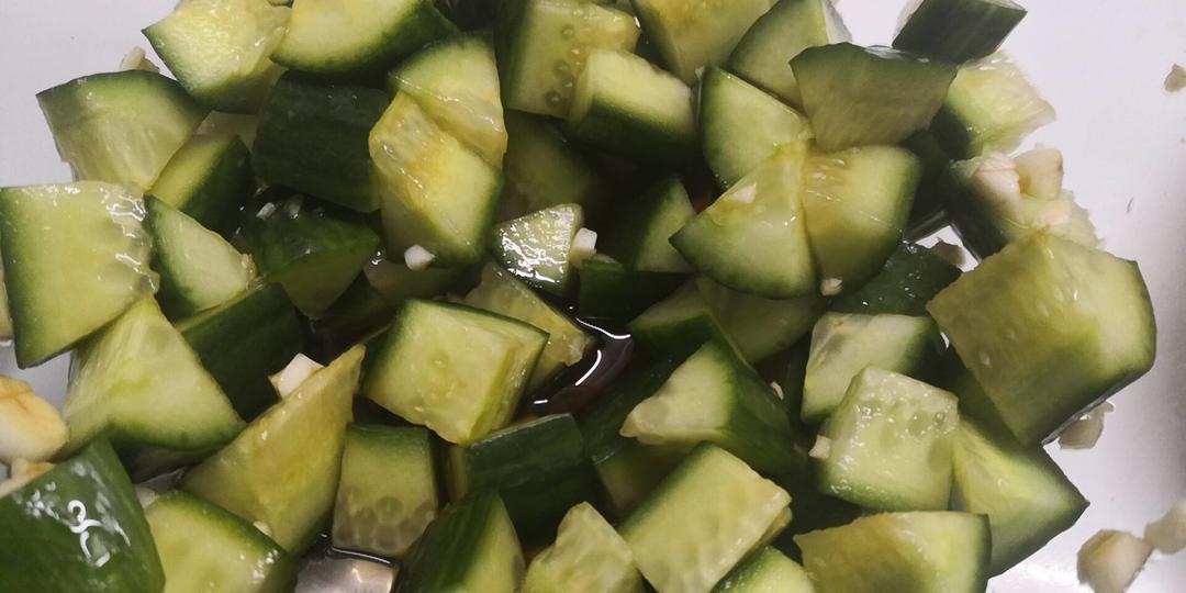 用料极简美味不减的凉拌黄瓜