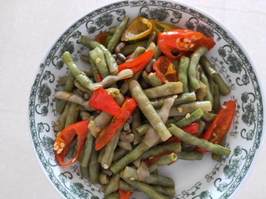 青椒（红椒）炒豆角