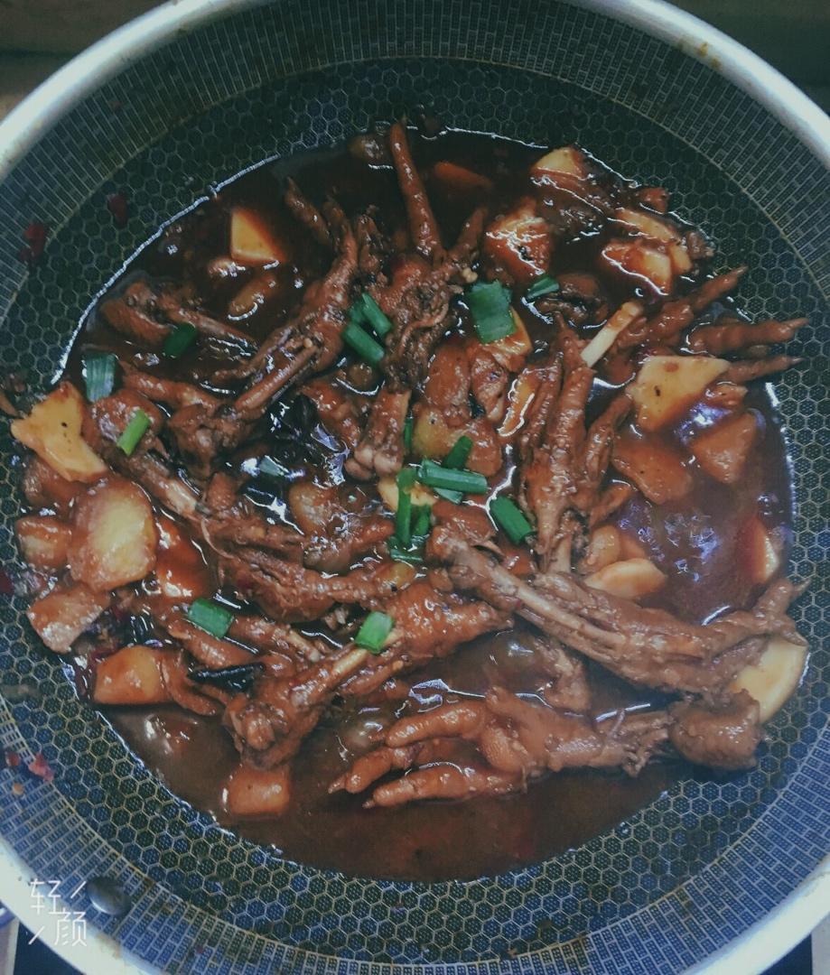 胖哥俩鸡爪煲