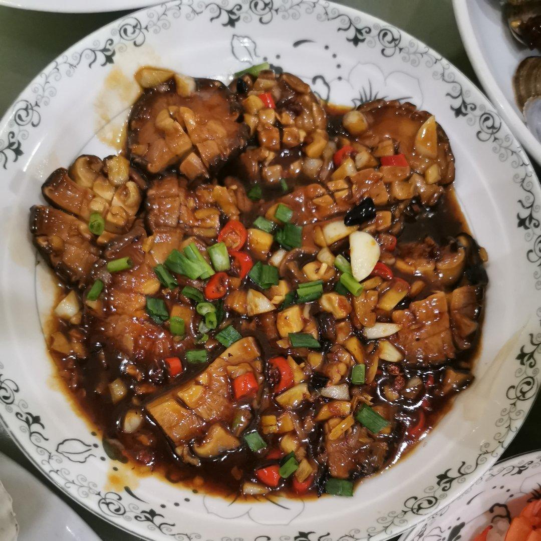 鲜嫩多汁，比鲍鱼还好吃红烧香菇