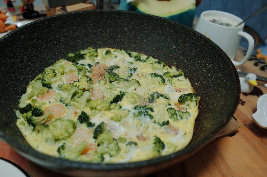 芦笋虾仁早餐蛋饼