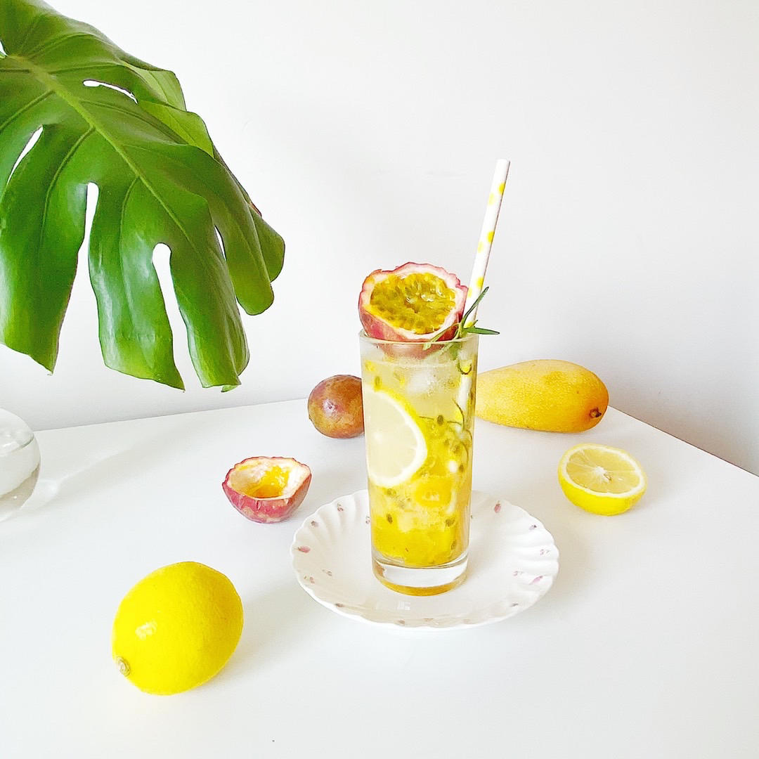 百香果的朴素吃法（百香果汁）