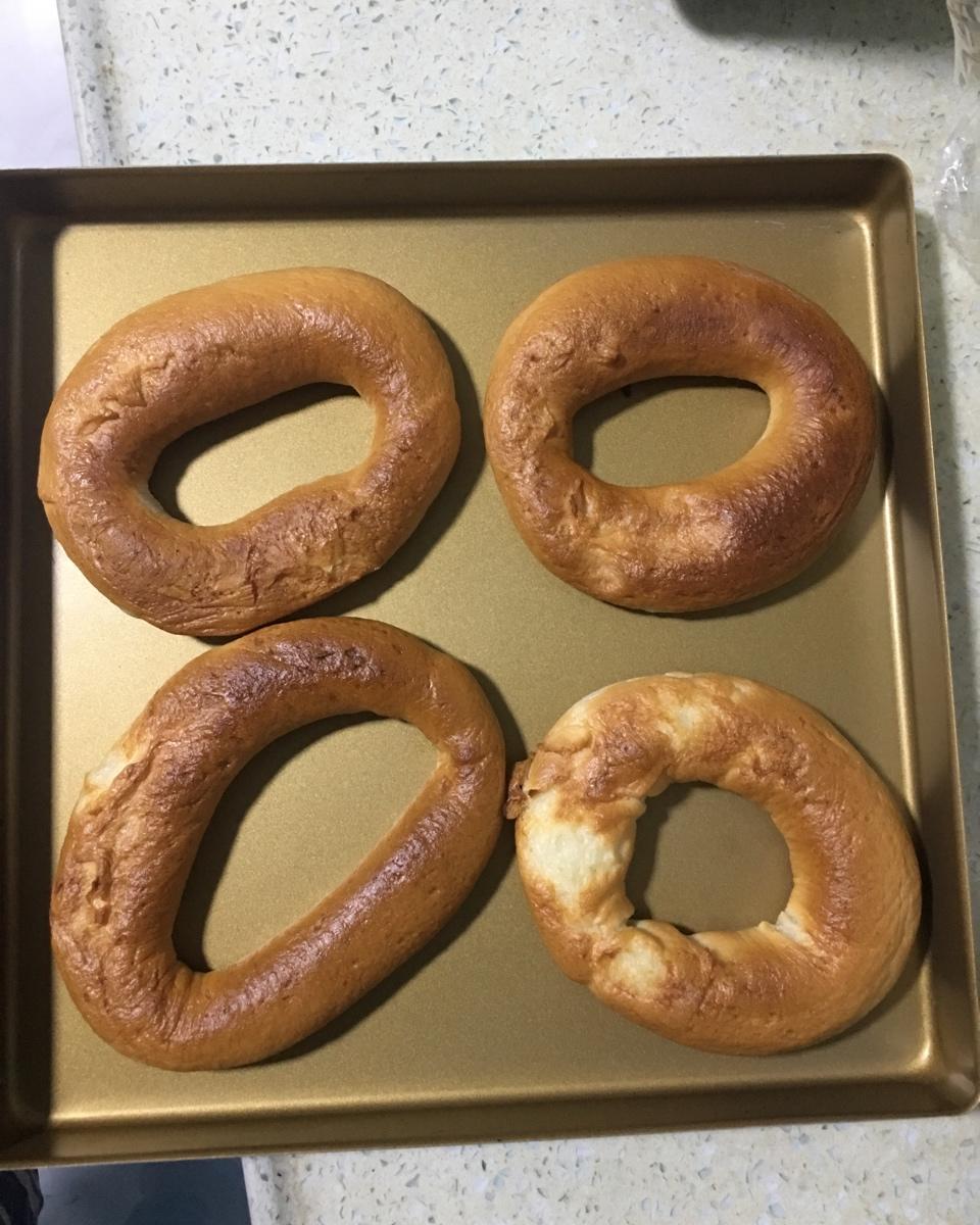 制作快！不用出膜，低脂好吃的面包就是它啦 | 贝果