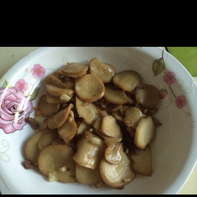 五花肉爆炒杏鲍菇