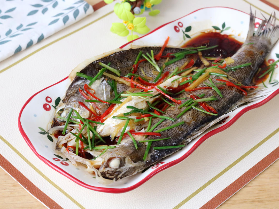 清蒸海鲈鱼的做法
