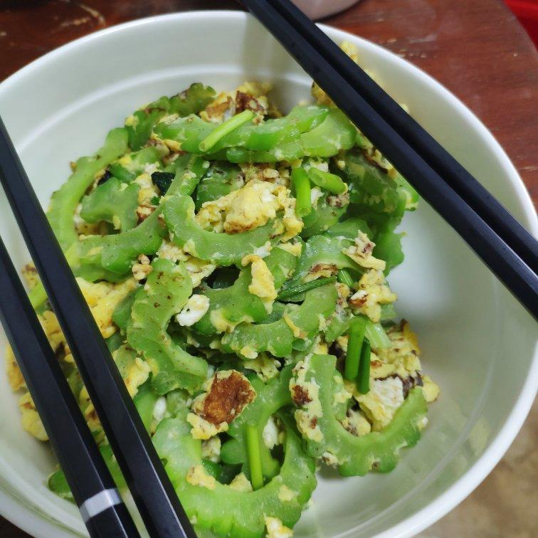 苦瓜炒鸡蛋