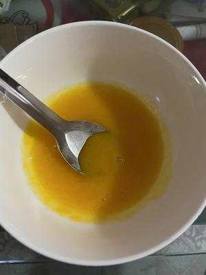 普通面粉➕大豆油的酸奶戚风蛋糕的做法 步骤2