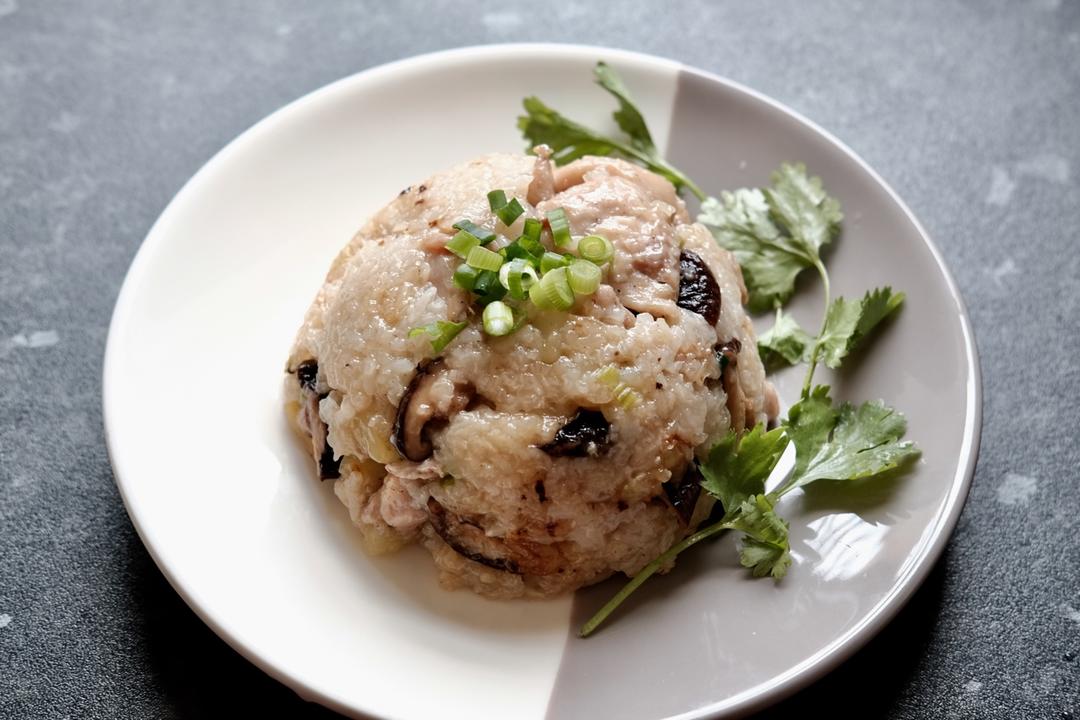 一粒米儿做的电饭煲之香菇糯米鸡饭