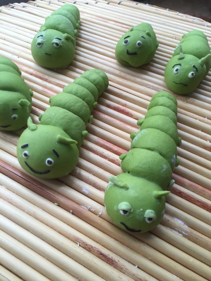 萌萌哒毛毛虫馒头，内里有料哦