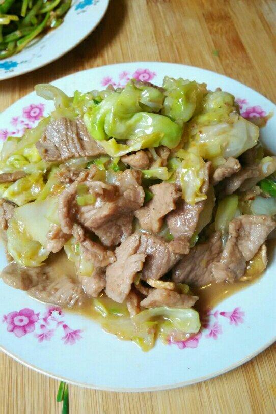 包菜炒肉