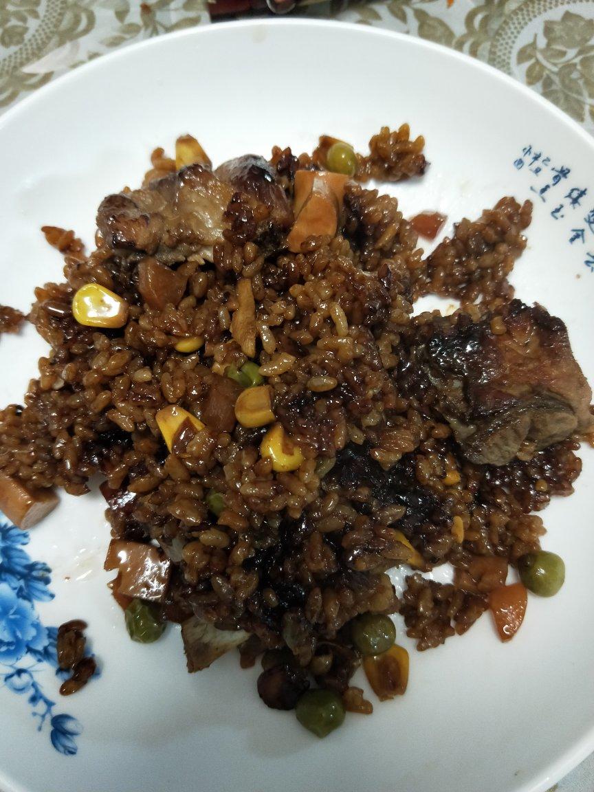 喷香排骨焖饭（爆好吃）