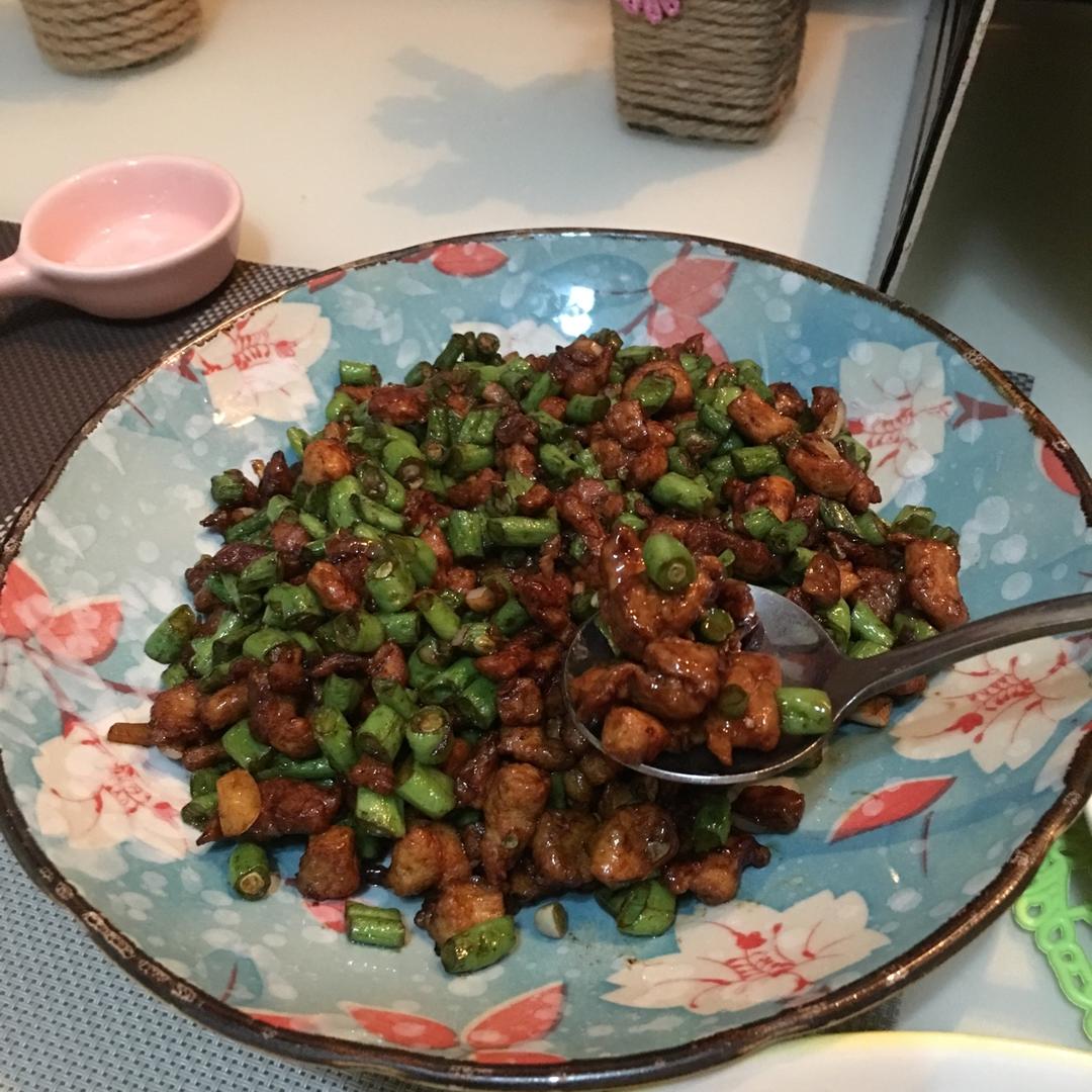 肉沫豆角下饭菜