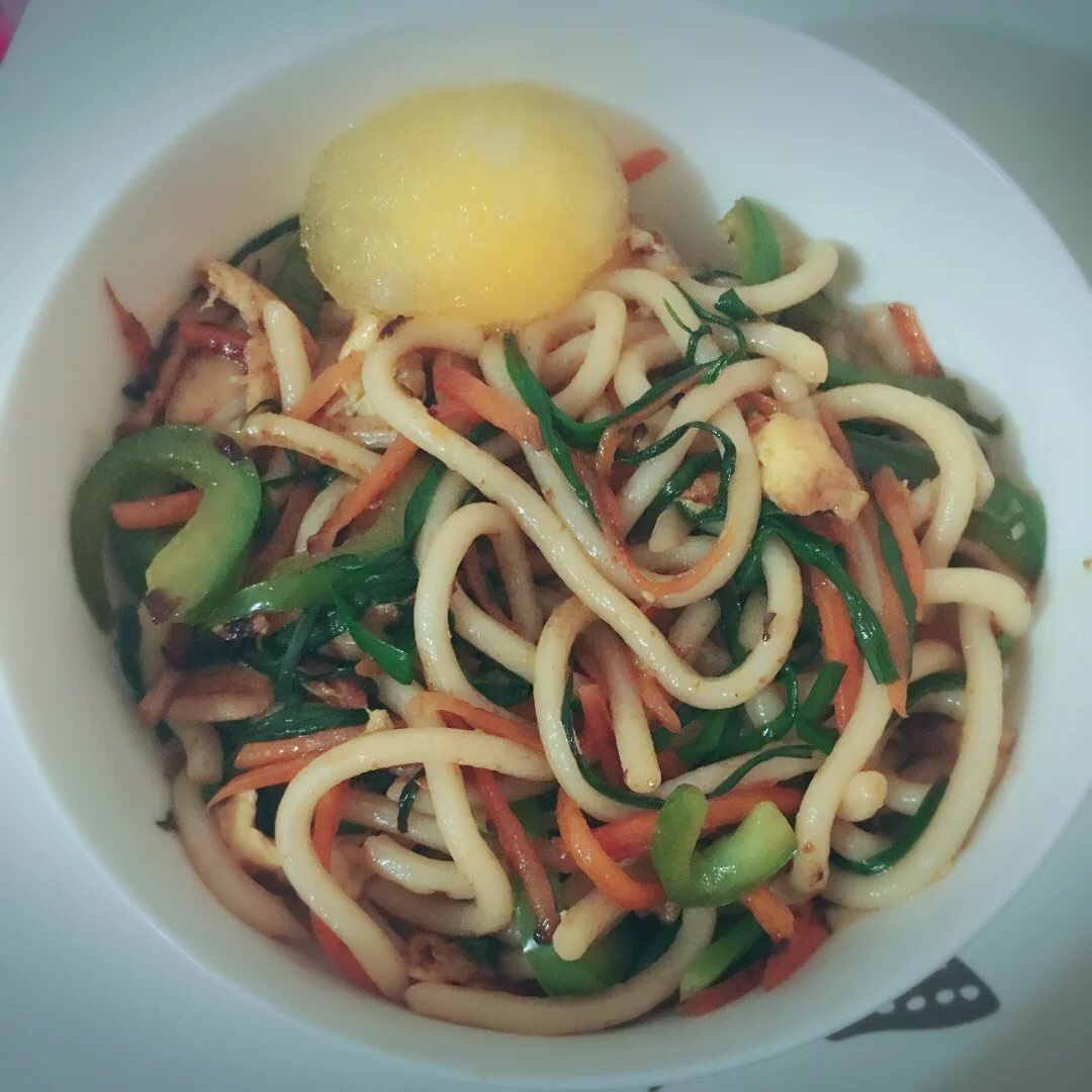 什锦炒乌冬面