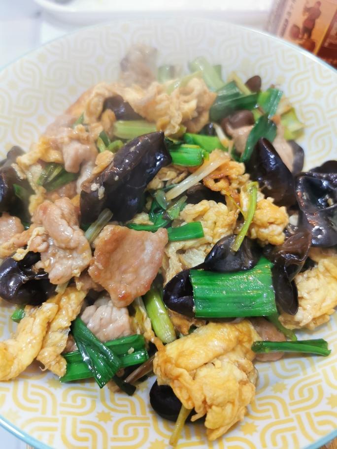 青蒜版木犀肉，配米饭太香了的做法