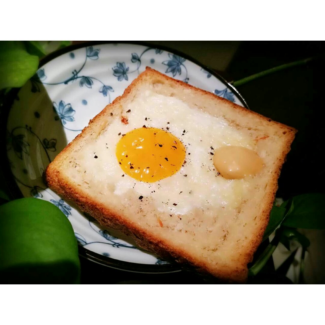 鸡蛋芝士烤吐司