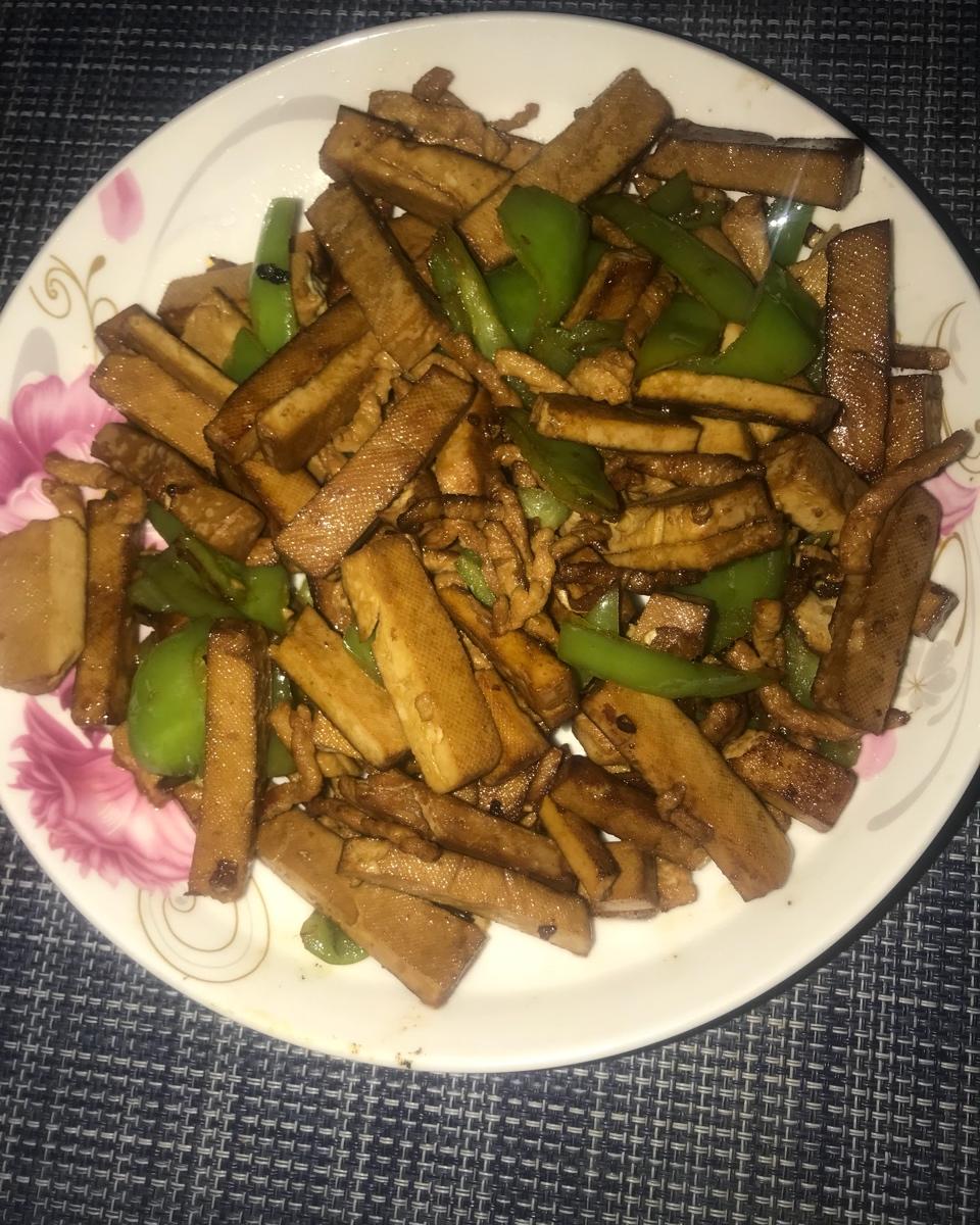 青椒肉丝炒香干