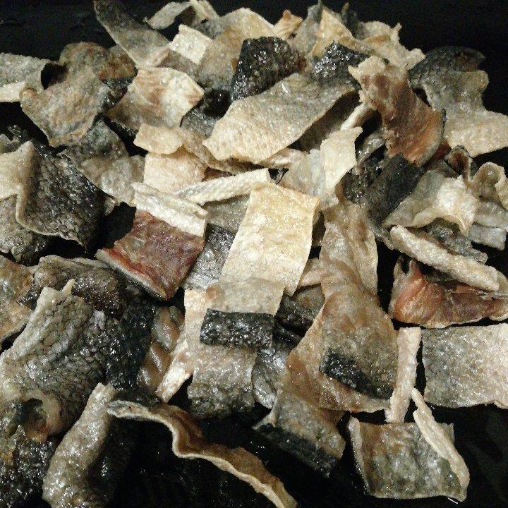 狗狗奖励零食-----烤三文鱼皮
