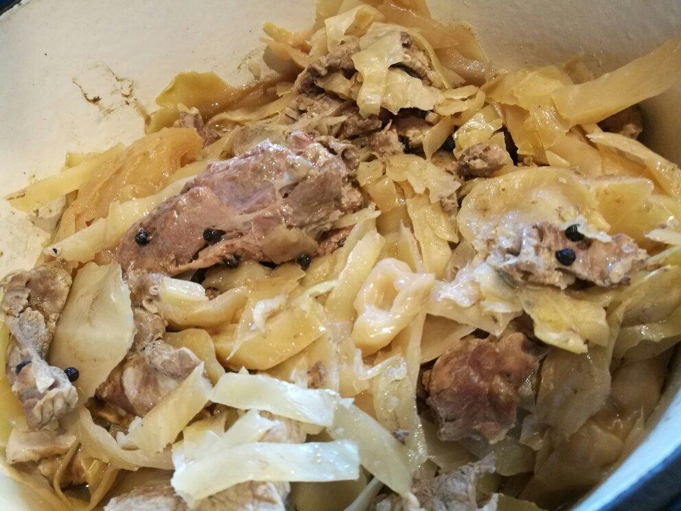 挪威“国菜”-甘蓝菜炖羊肉（Fårikål）