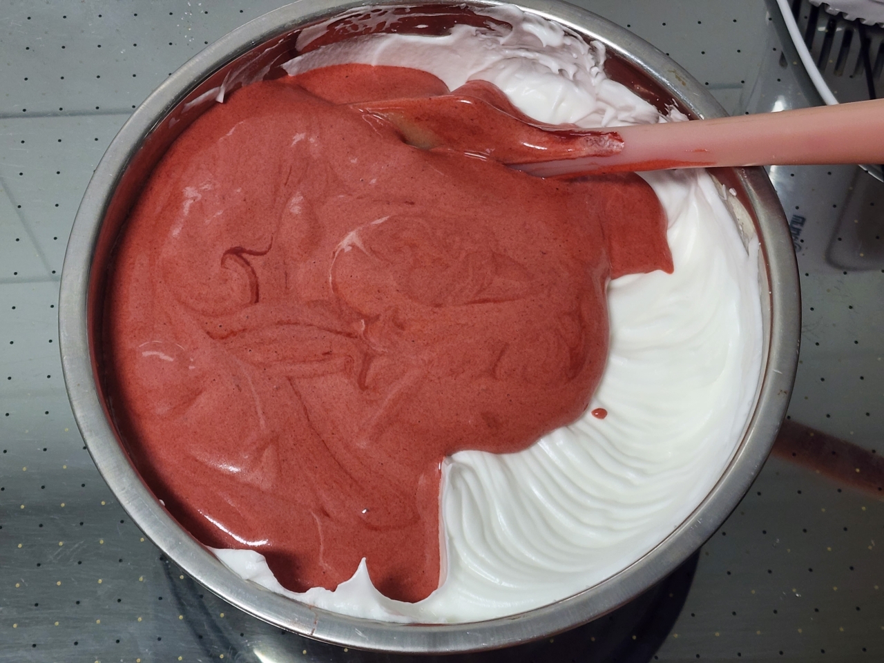红丝绒蛋糕的做法 步骤10