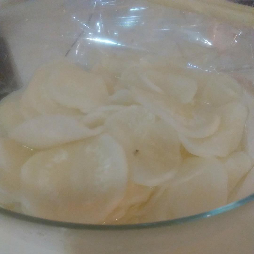 腌制酸萝卜