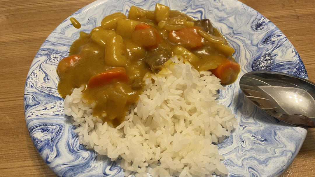 咖喱土豆炖牛腩